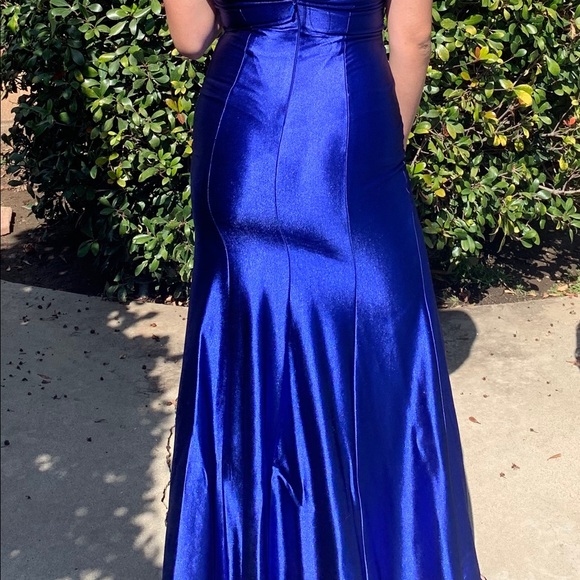 formal dress for sale! - Picture 3 of 3